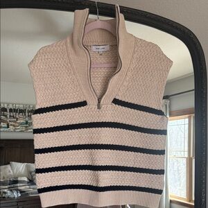 John + Jenn Beige Textured Knit Sweater